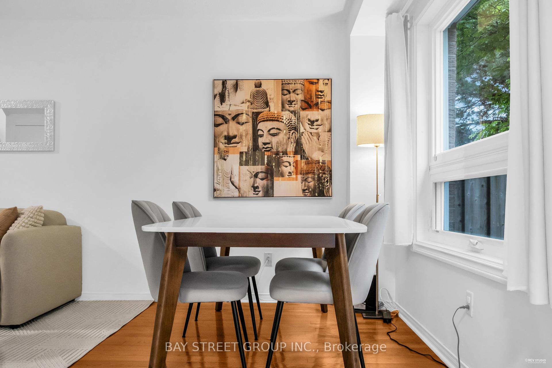 3 Bedrooms Condo at 1240 Westview, Oakville For sale