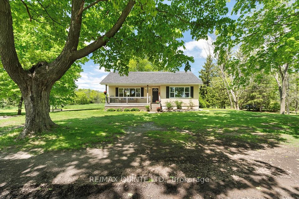 247 Mckinley Crossroad Road, Prince Edward County, ON K0K 2T0