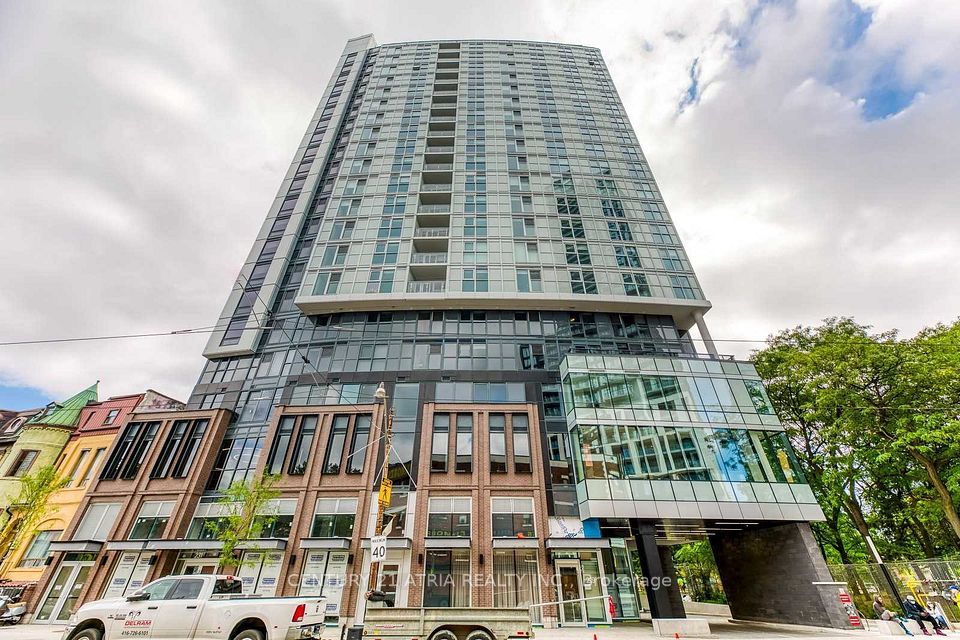 219 DUNDAS
