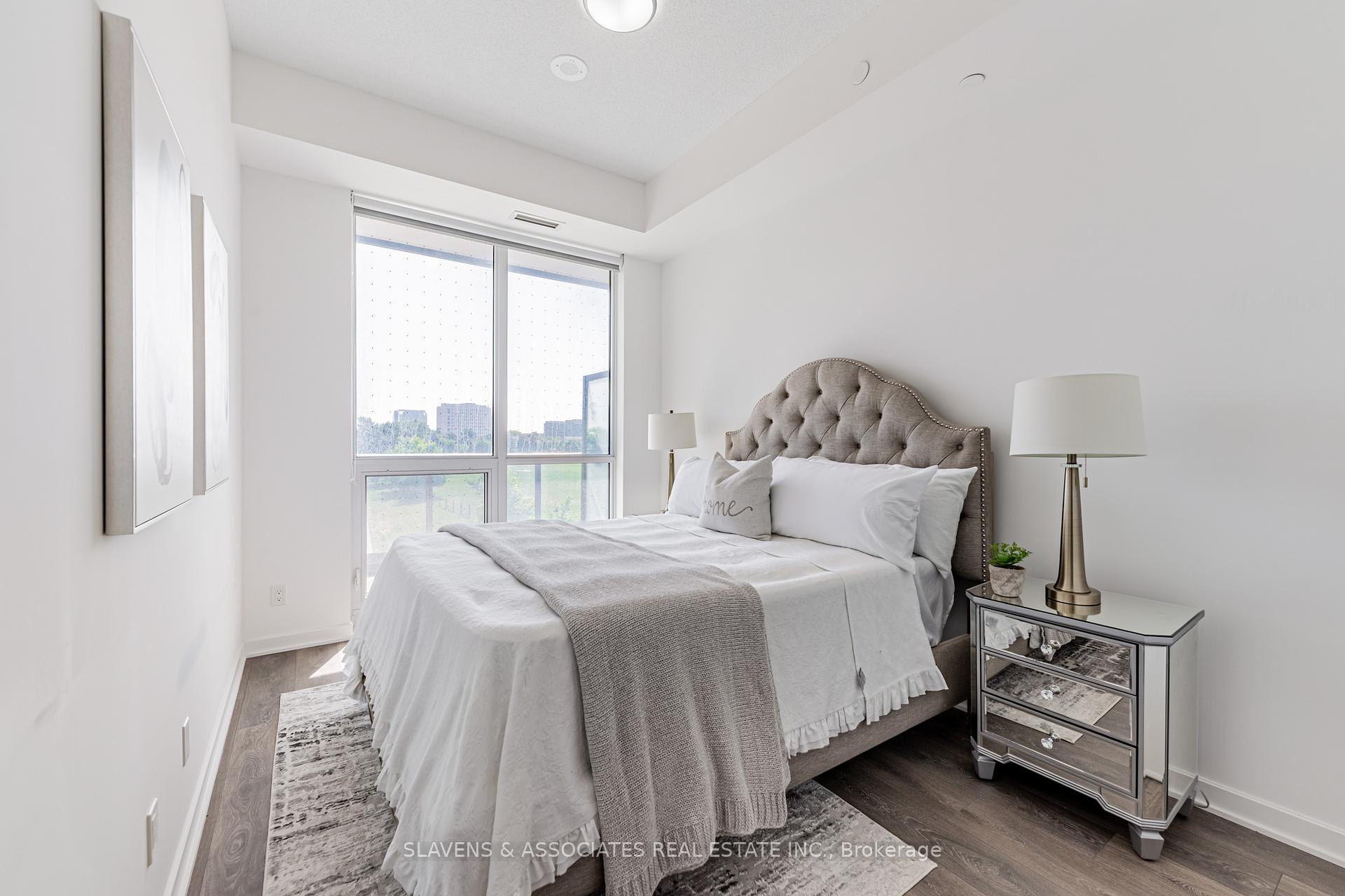 3 Bedrooms Condo at 38 Forest Manor, Toronto For sale
