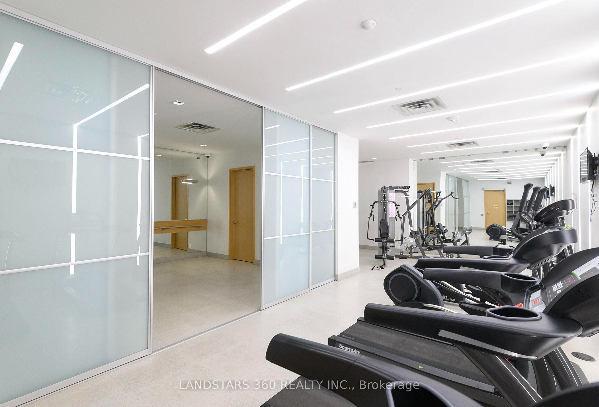 2 Bedrooms Condo at 150 Fairview Mall, Toronto For sale