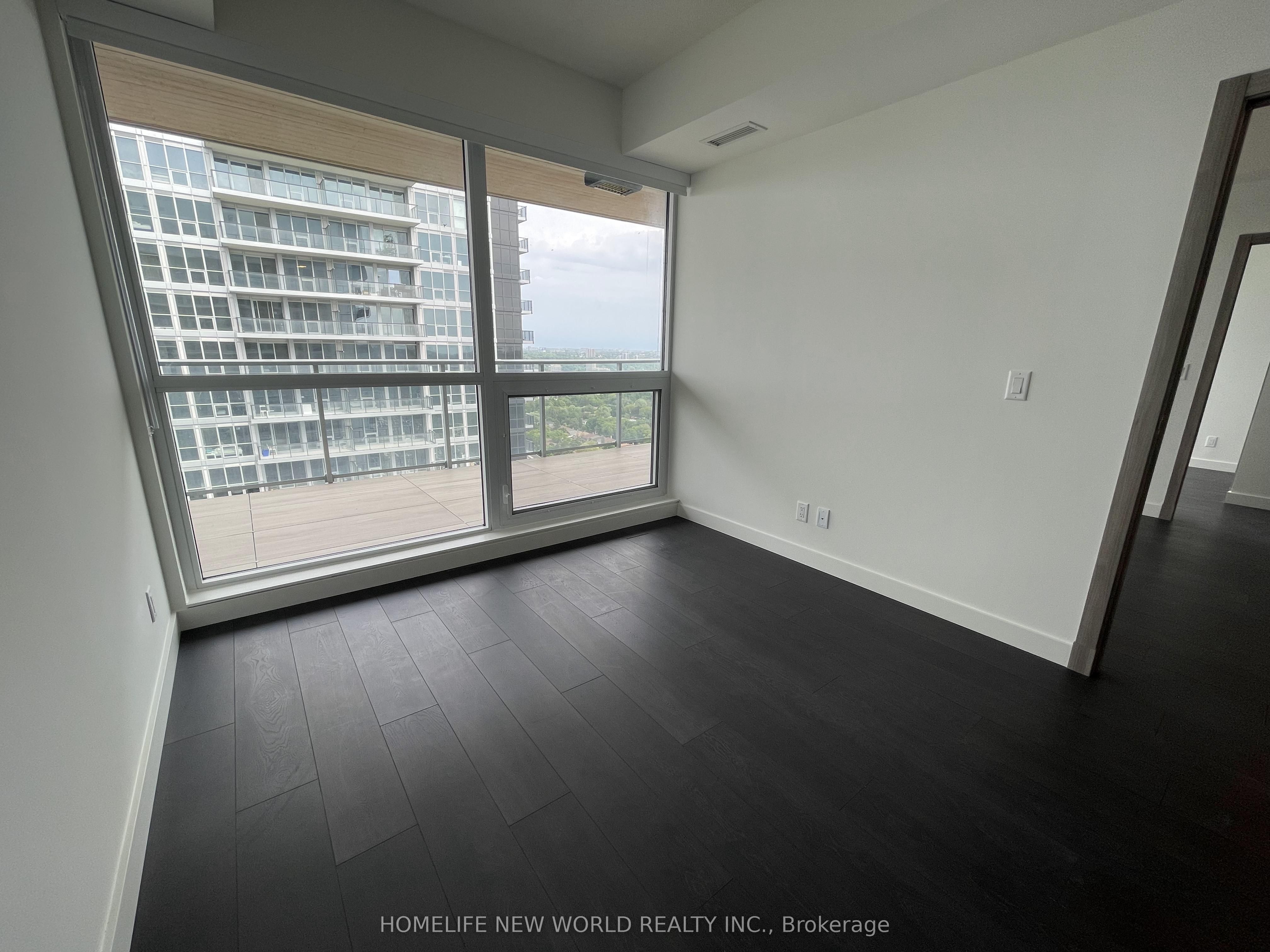 27 Mcmahon Drive, #3001