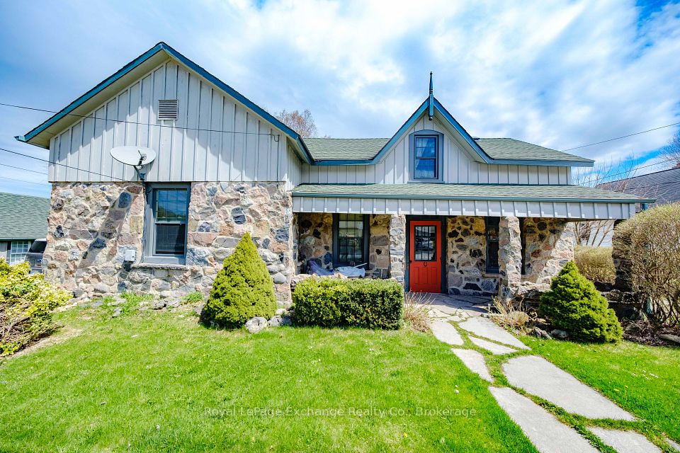 318611 Grey Road 1