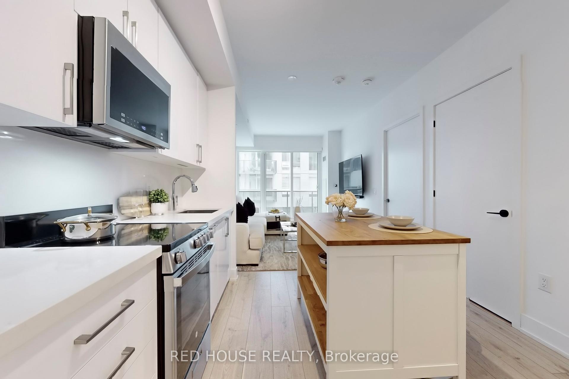 1 Bedroom Condo at 2450 Old Bronte, Oakville For sale