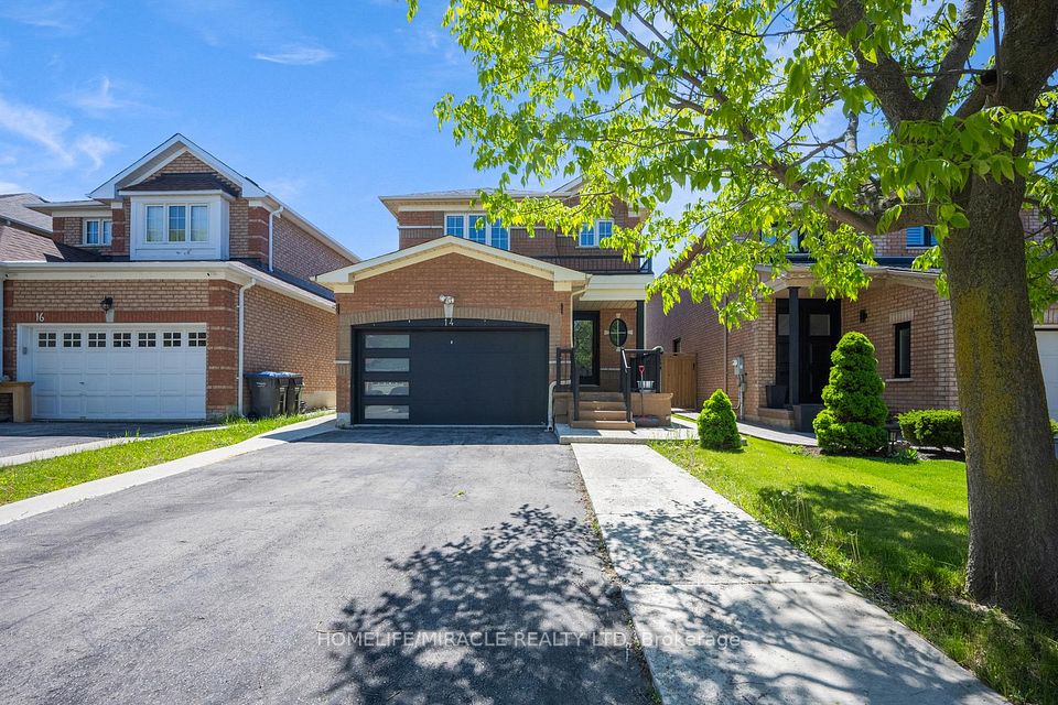 14 Sunny Glen Crescent, Brampton, ON L7A 2C6