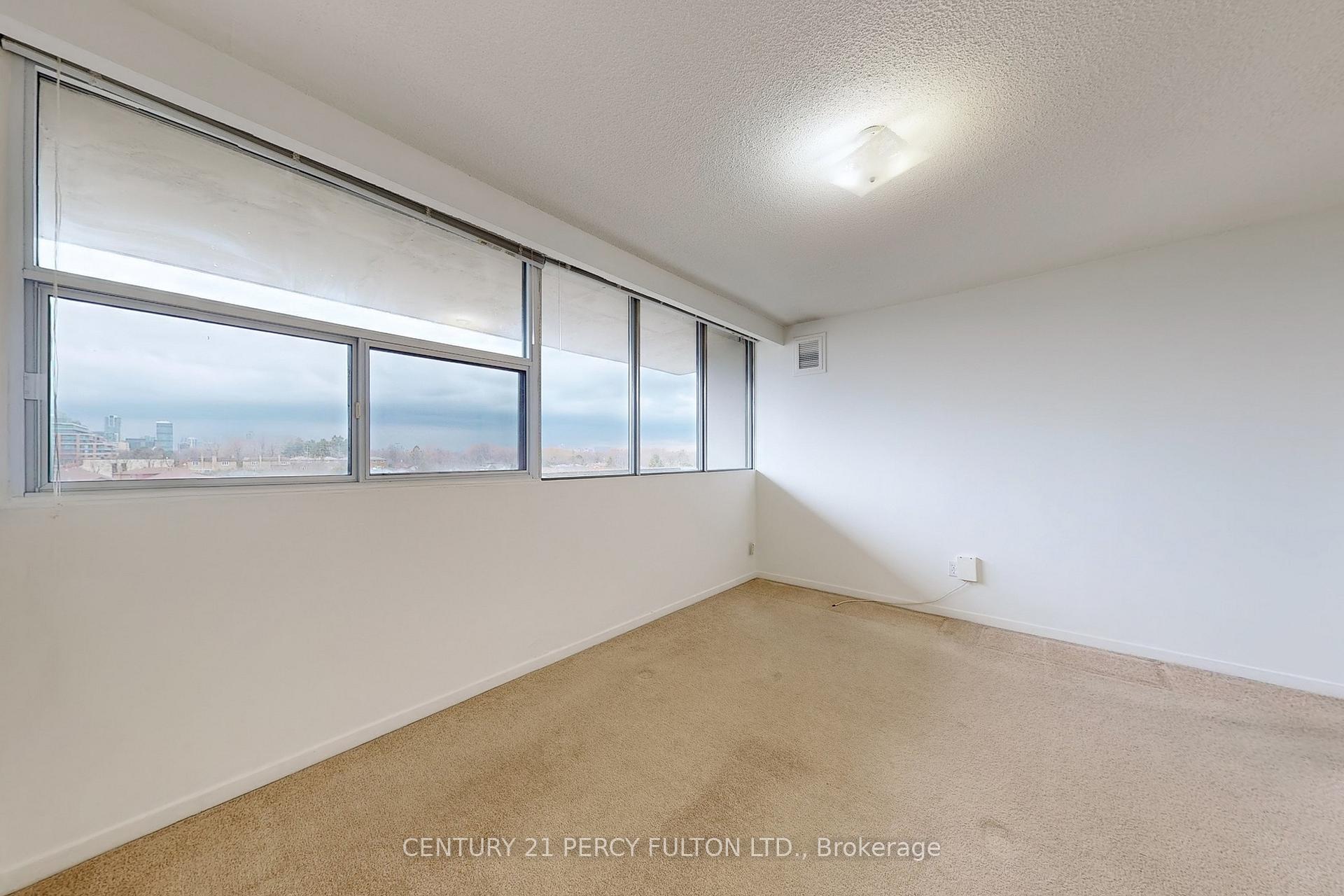 1 Bedroom Condo at 40 Bay Mills, Toronto For sale