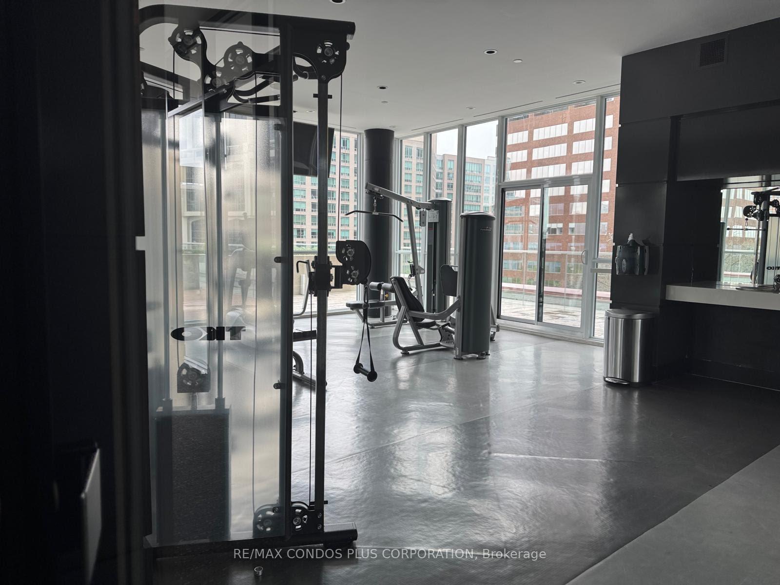 1 Bedroom Condo at 32 Davenport, Toronto For sale