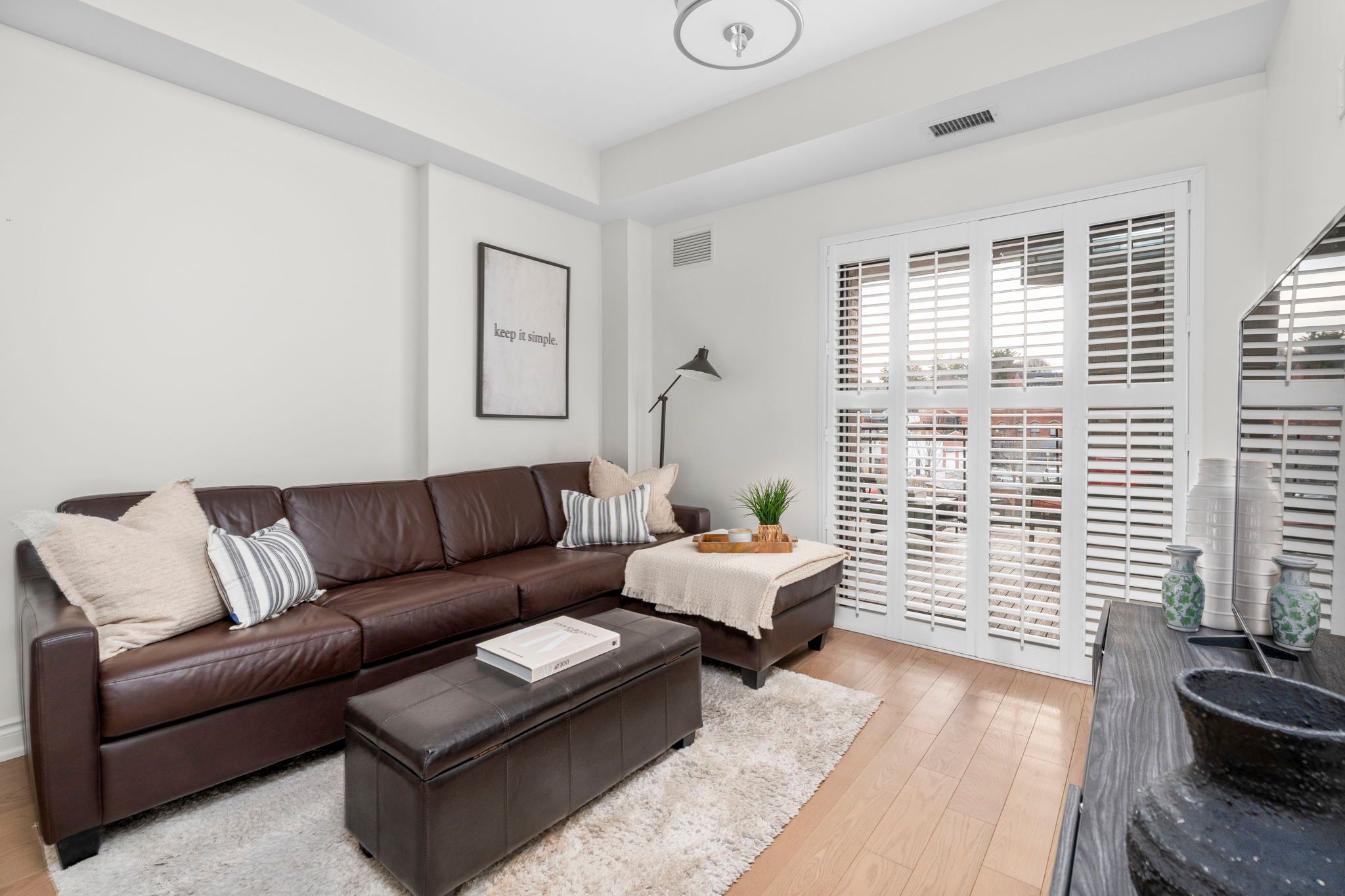 86 Woodbridge Avenue 232