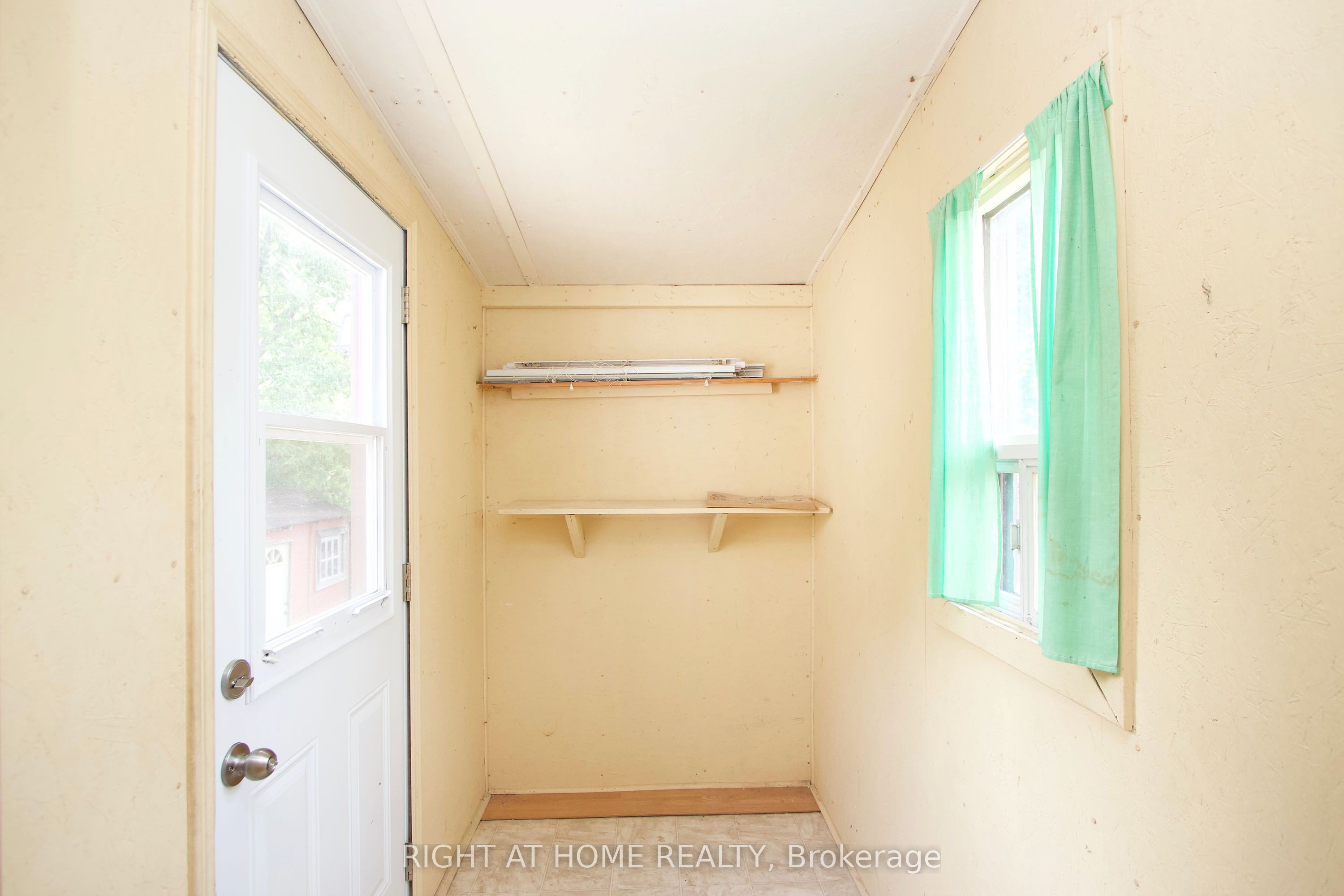 262 Drew Street