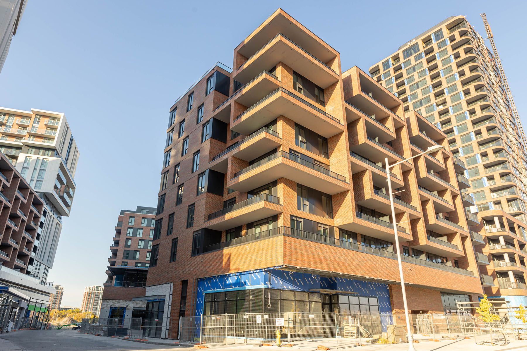 38 Simcoe Promenade Circle 608C