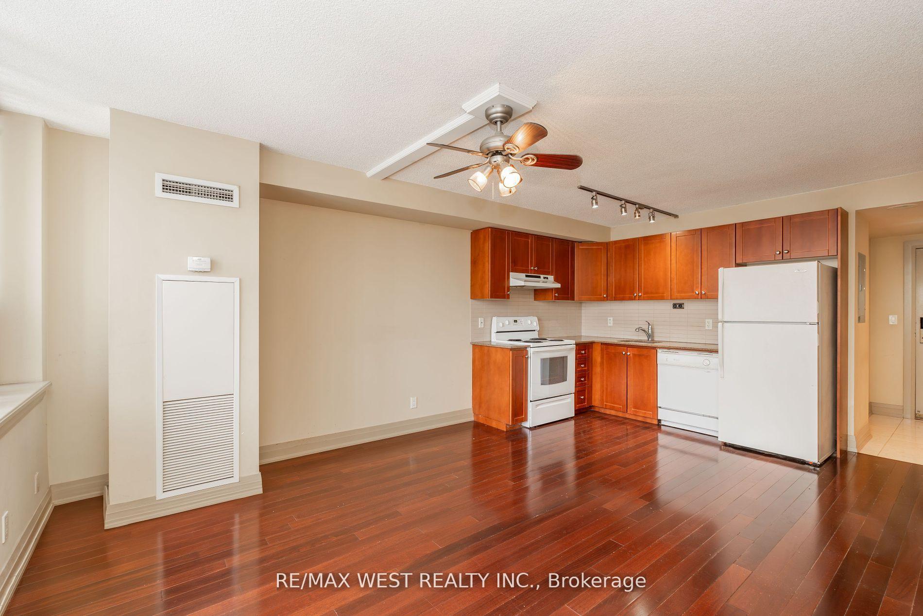 1 Bedroom Condo at 2737 Keele, Toronto For sale