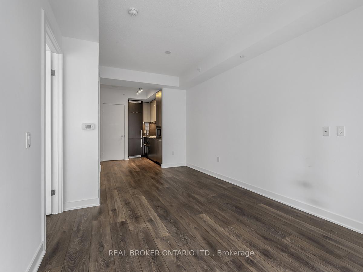 1 Bedroom Condo at 125 Blue Jays, Toronto For sale