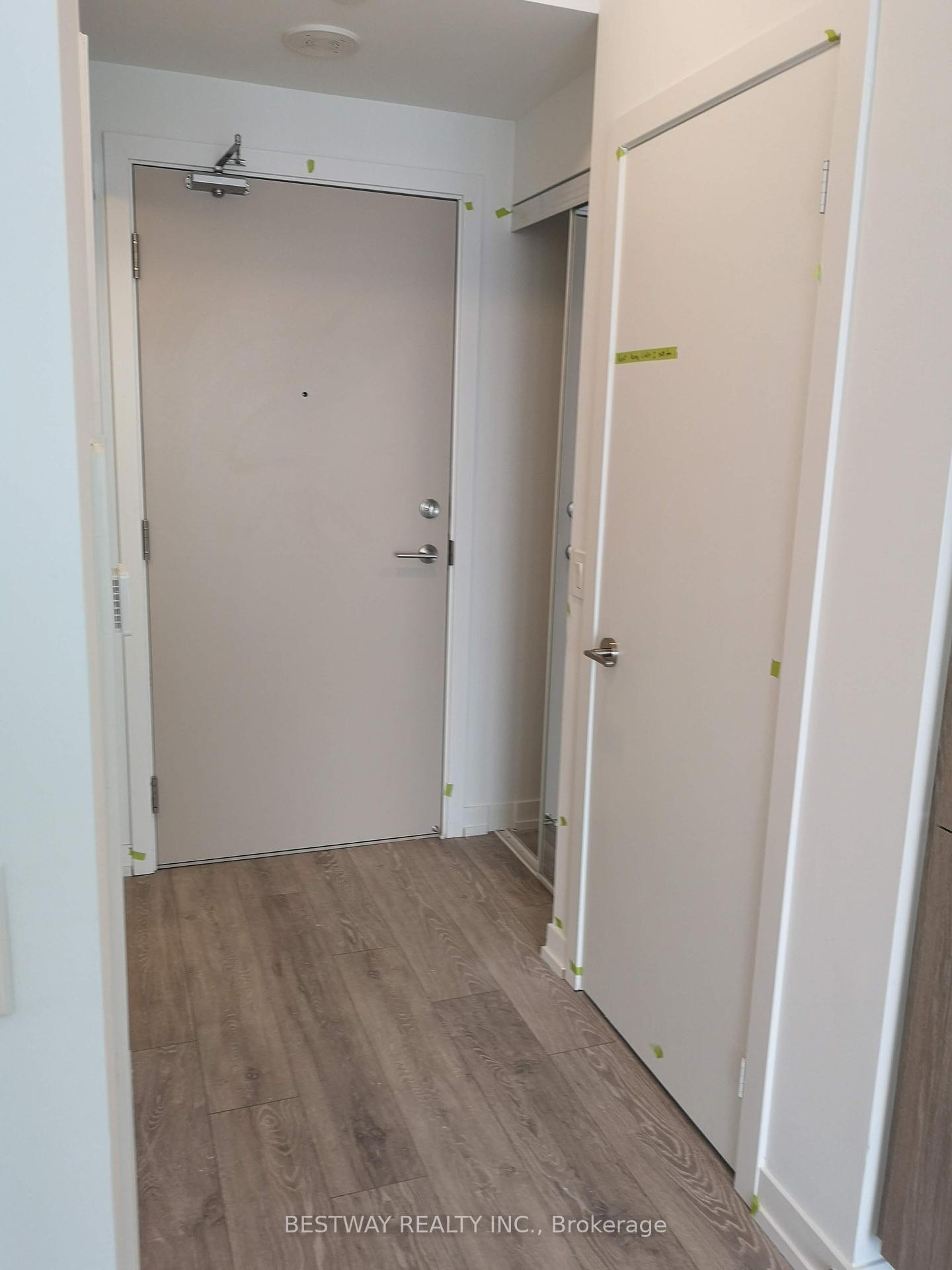 Condo at 2020 Bathurst,  Toronto For sale