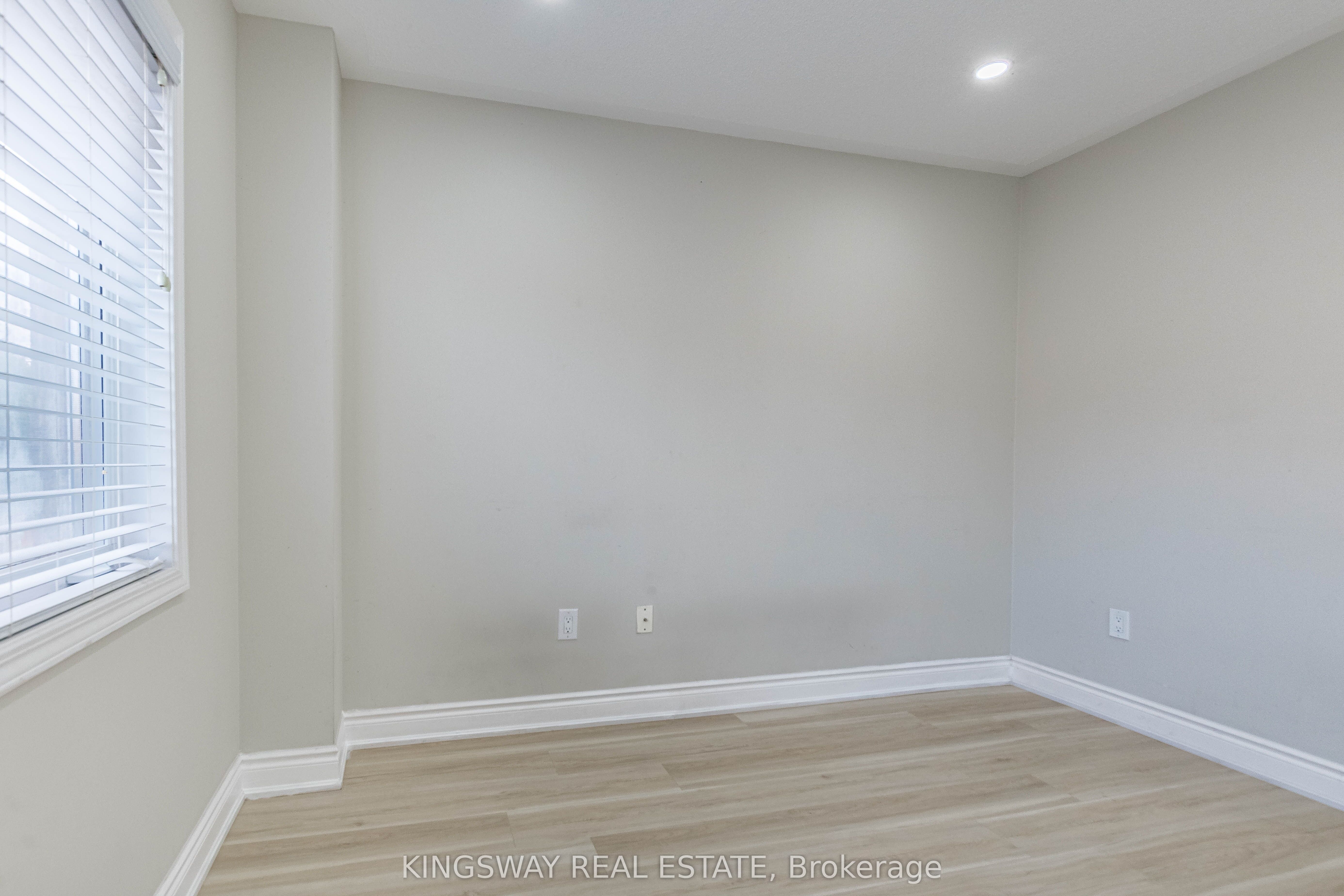 5821 Tiz Road, Mississauga Hurontario