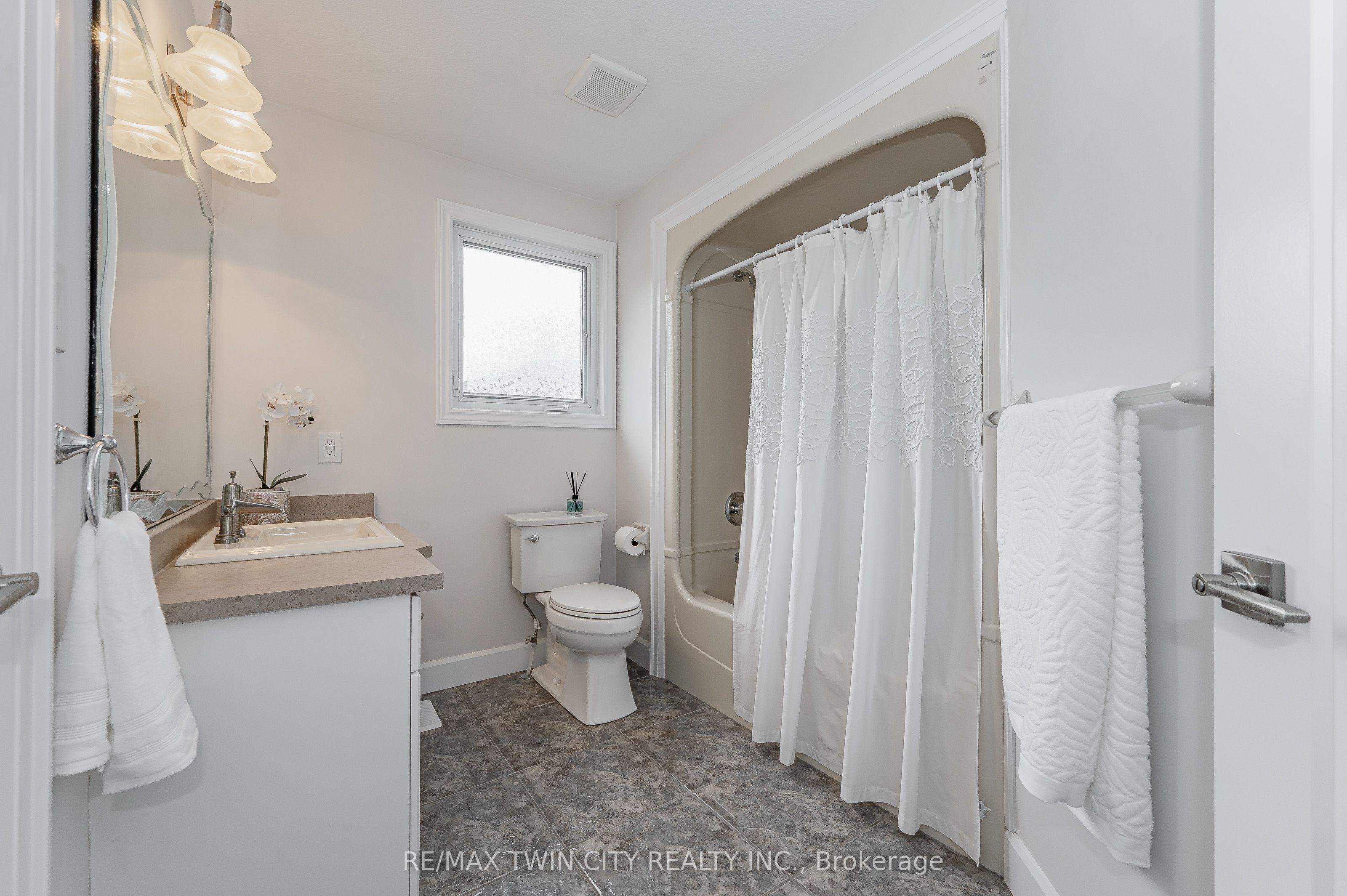 508 Kelso Place