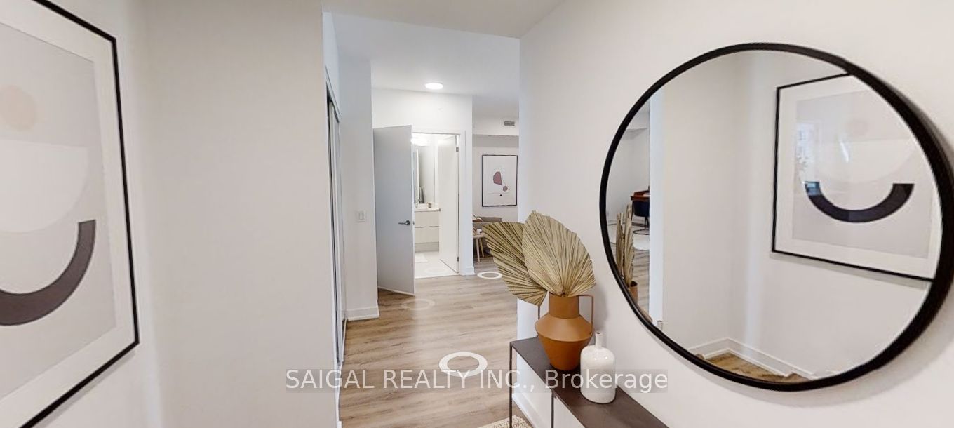 5249 Dundas Street W, #3704