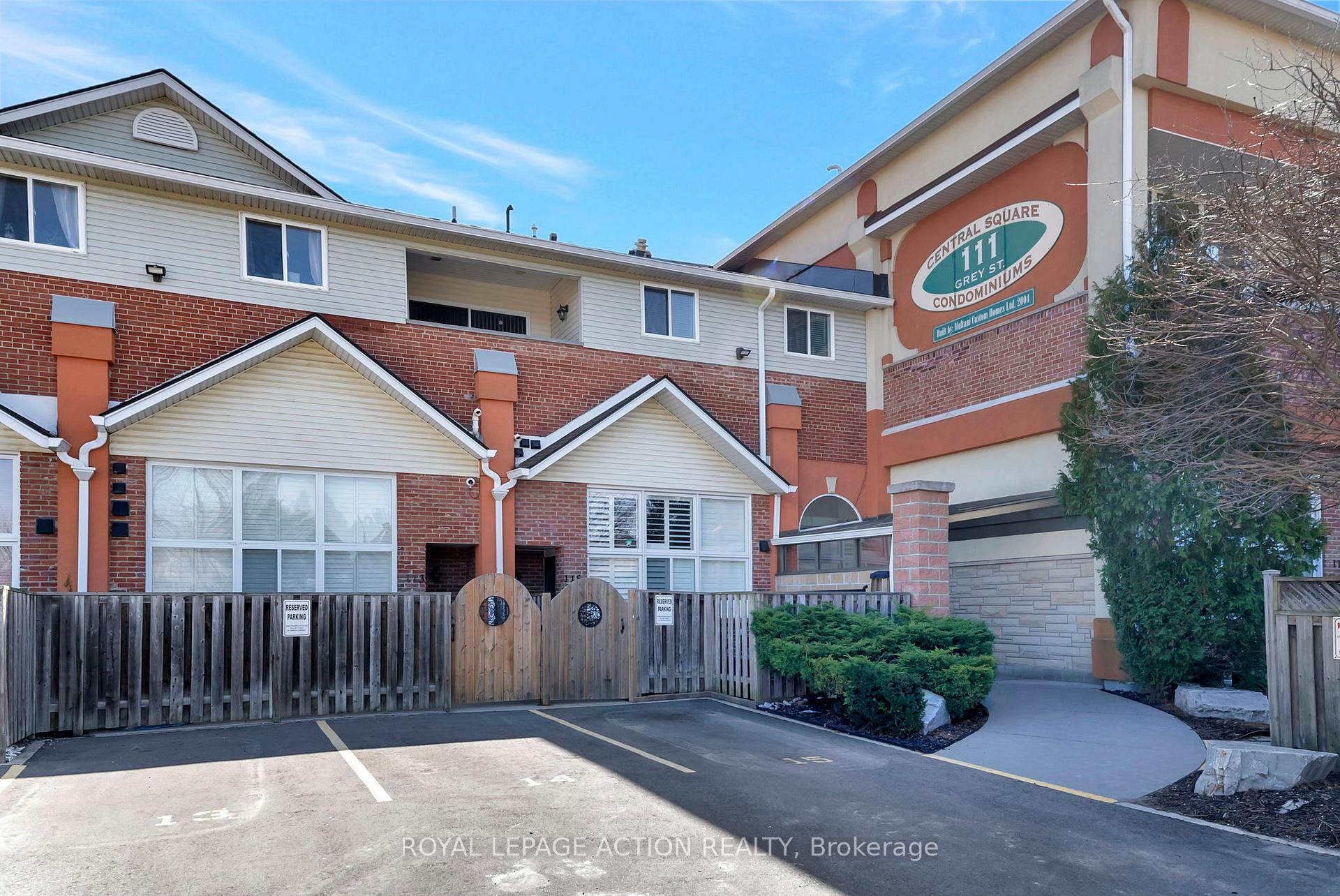 #212 - 111 Grey Street, Brantford, ON N3S 4V8 #212