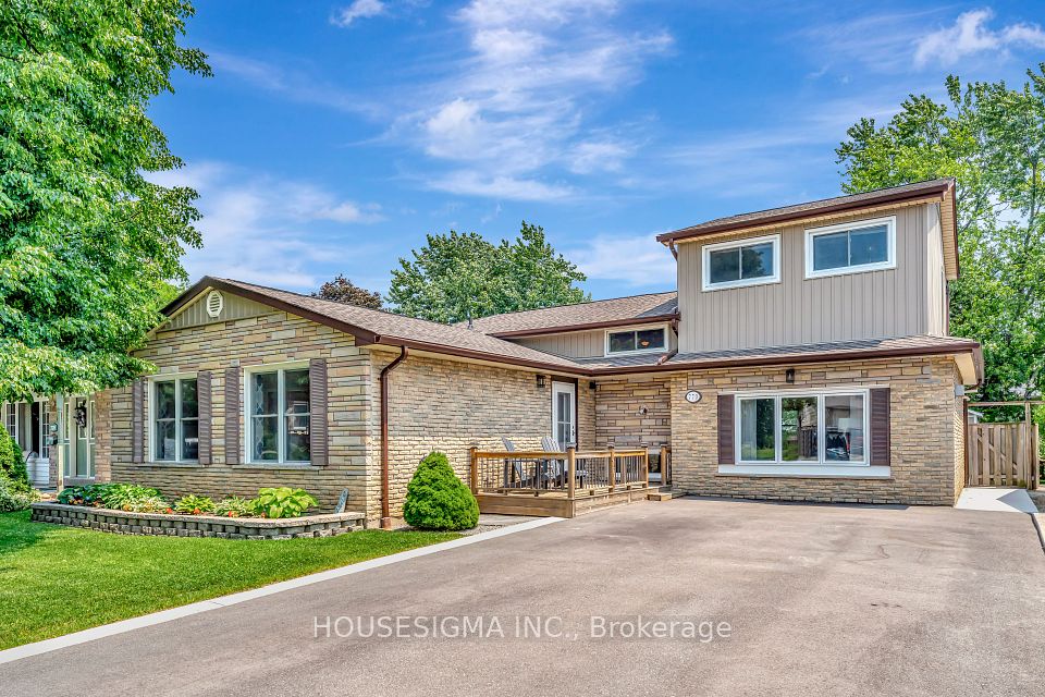 770 Applewood