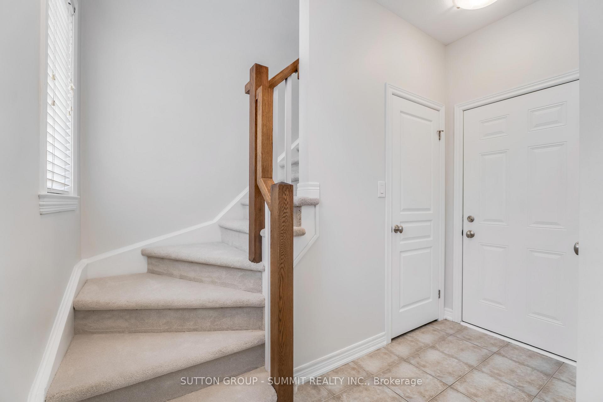3 Bedrooms Condo at 337 Beach, Hamilton For sale