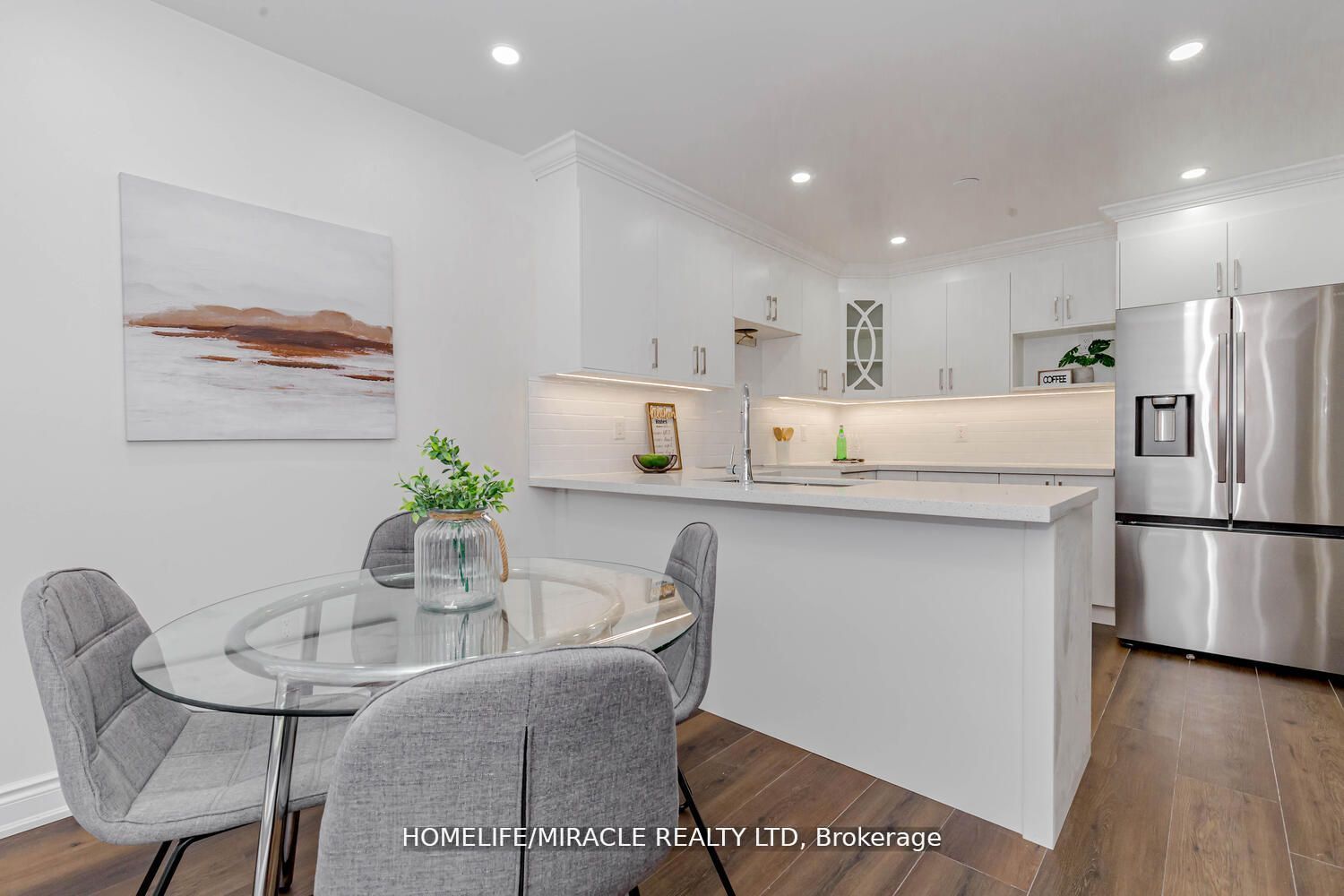 44 Leatherhead Court, #Upper