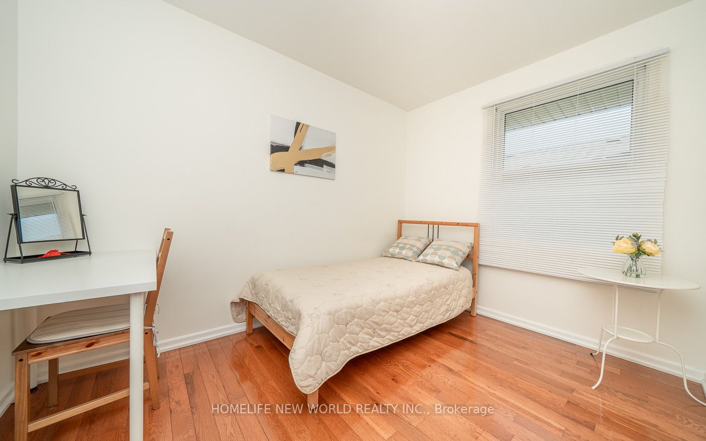 17 Savarin Street