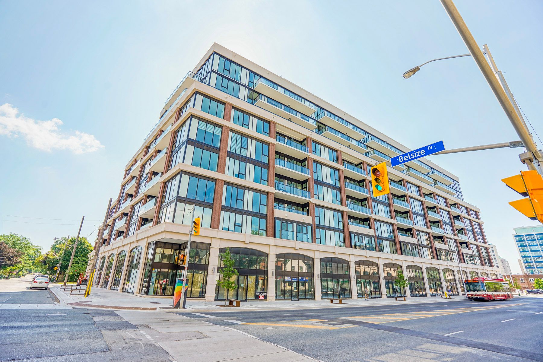 1 Belsize Drive Unit# 620 Toronto C10 Ontario M4S 0B9