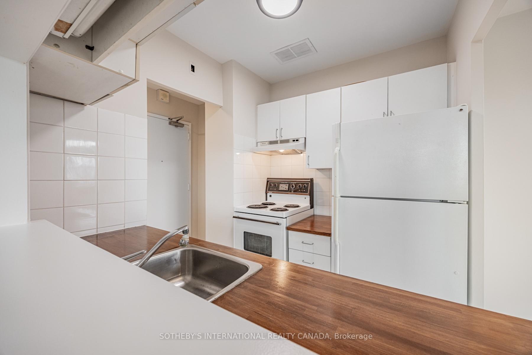 1 Bedroom Co-op at 78 Warren,  Toronto For sale