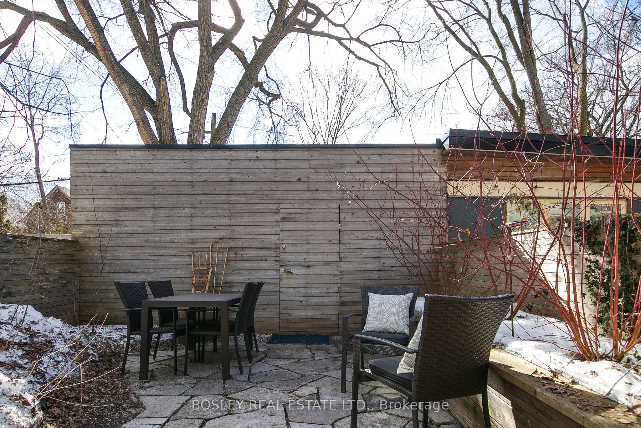 41 Grandview Avenue