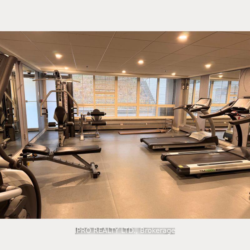 2 Bedrooms Condo at 65 Southport, Toronto For sale