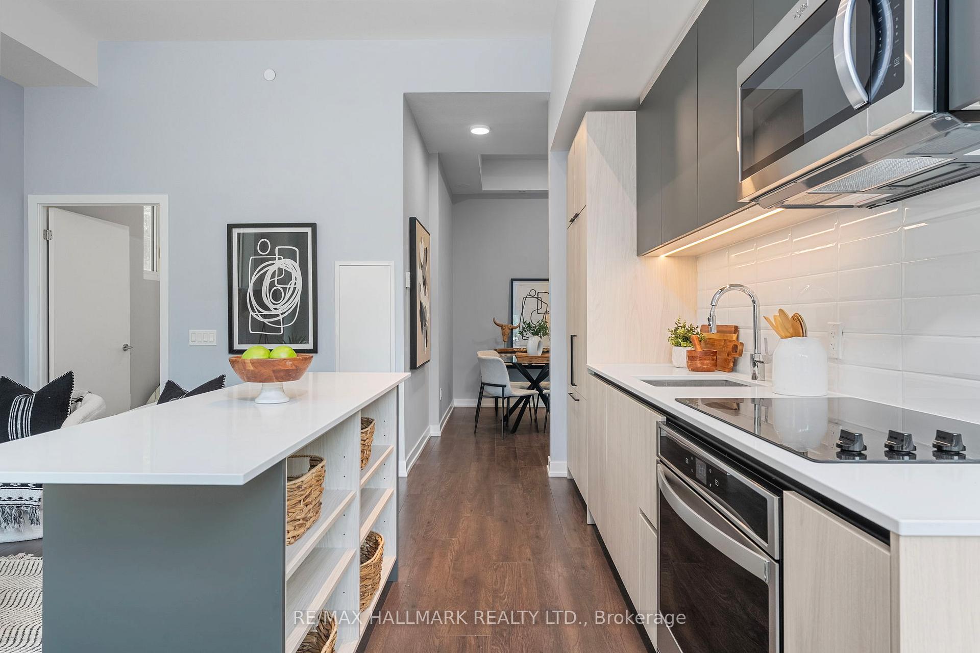 2 Bedrooms Condo at 150 Logan, Toronto For sale