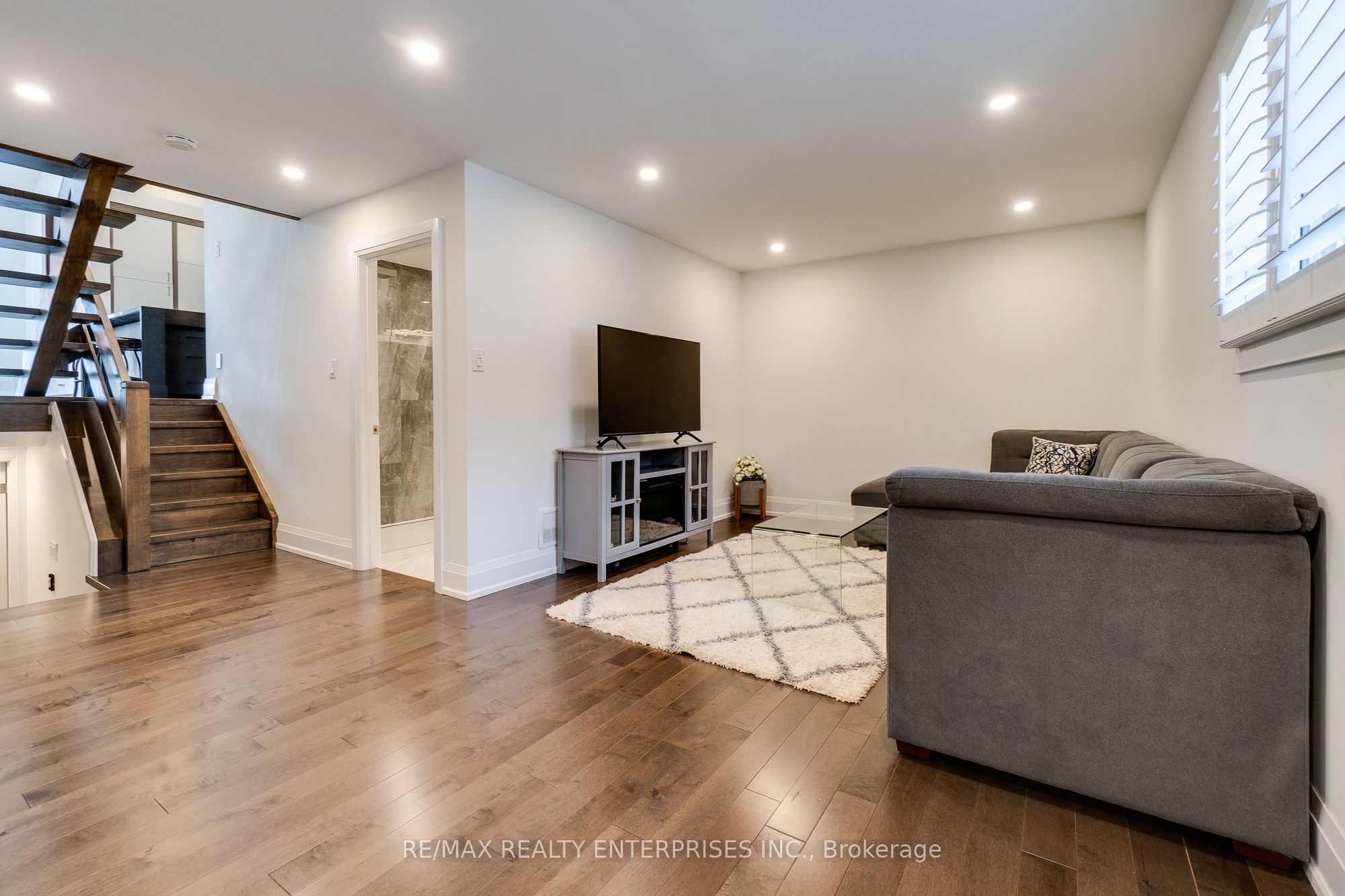4280 Flitter Court