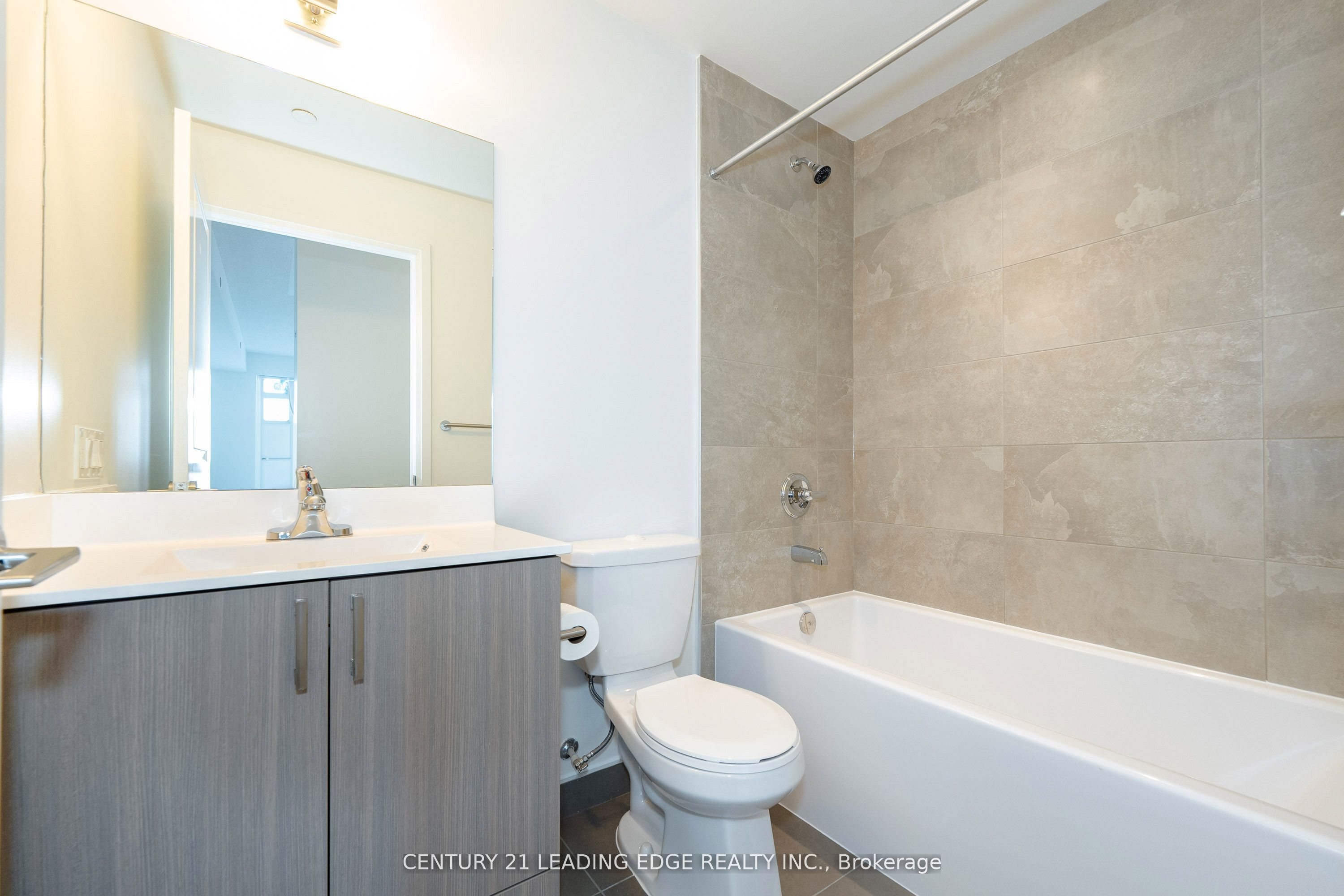 60 ANN O'REILLY Road, #768
