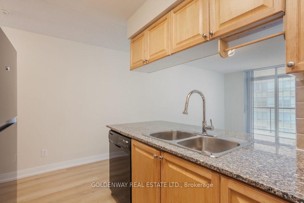 1 Bedroom Condo at 25 Viking, Toronto For sale