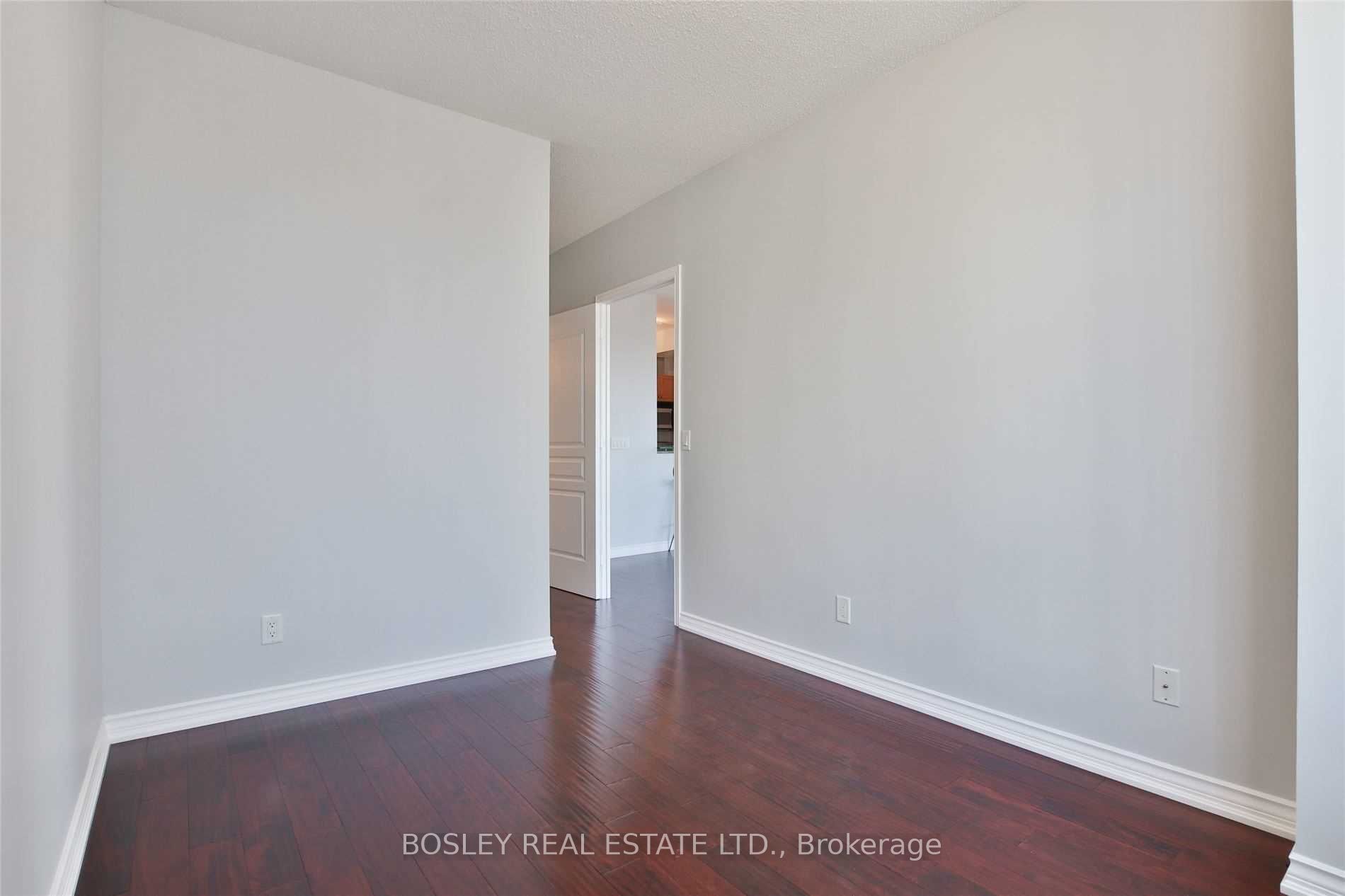 438 Richmond Street W, #410