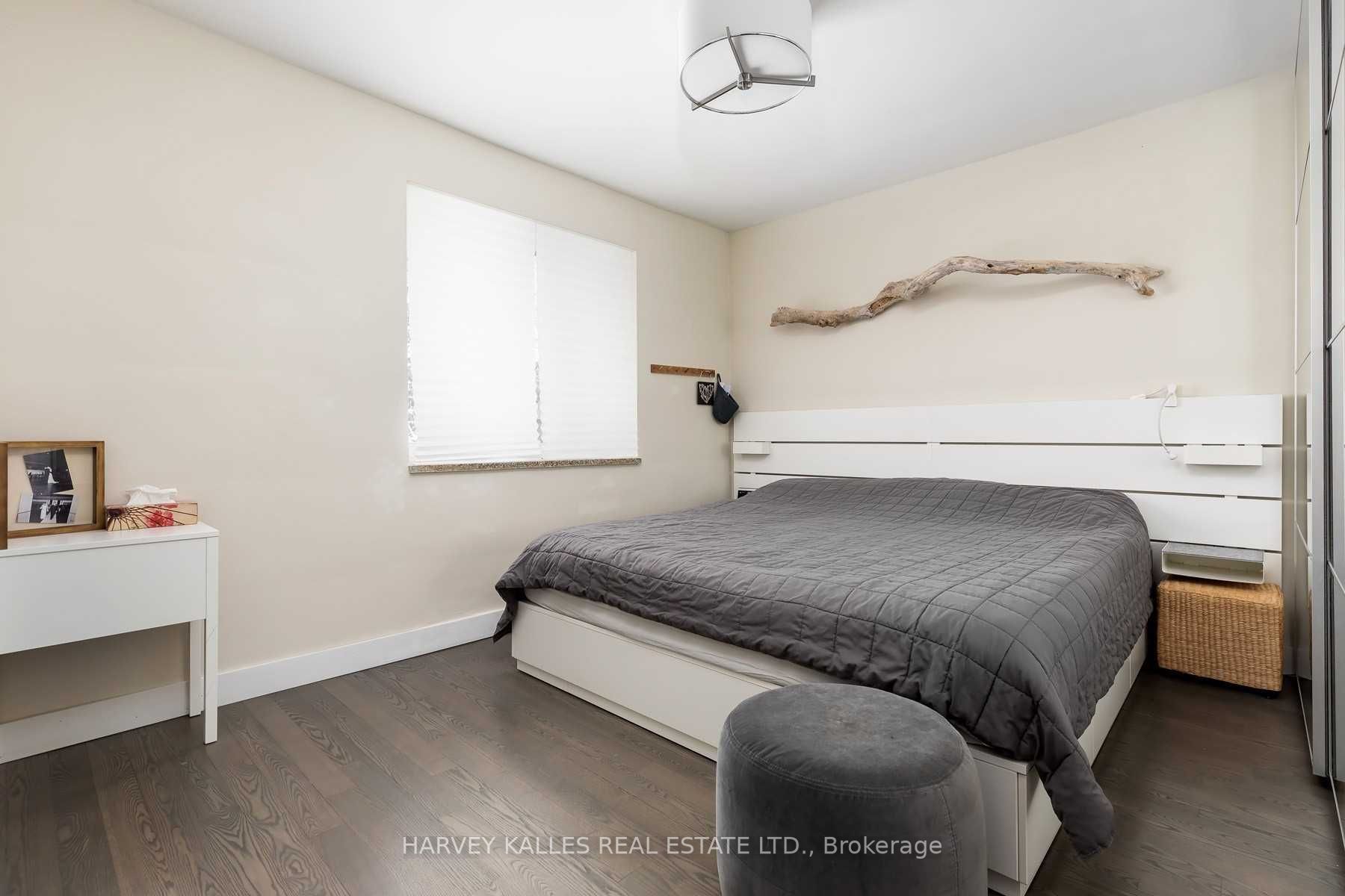 7 Rainham Place Left