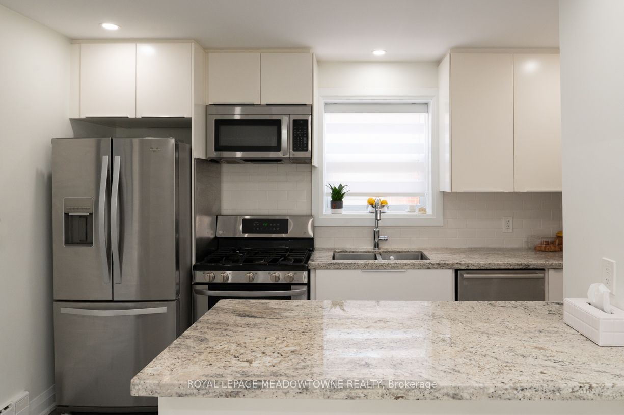 33 Broadview Avenue, #3