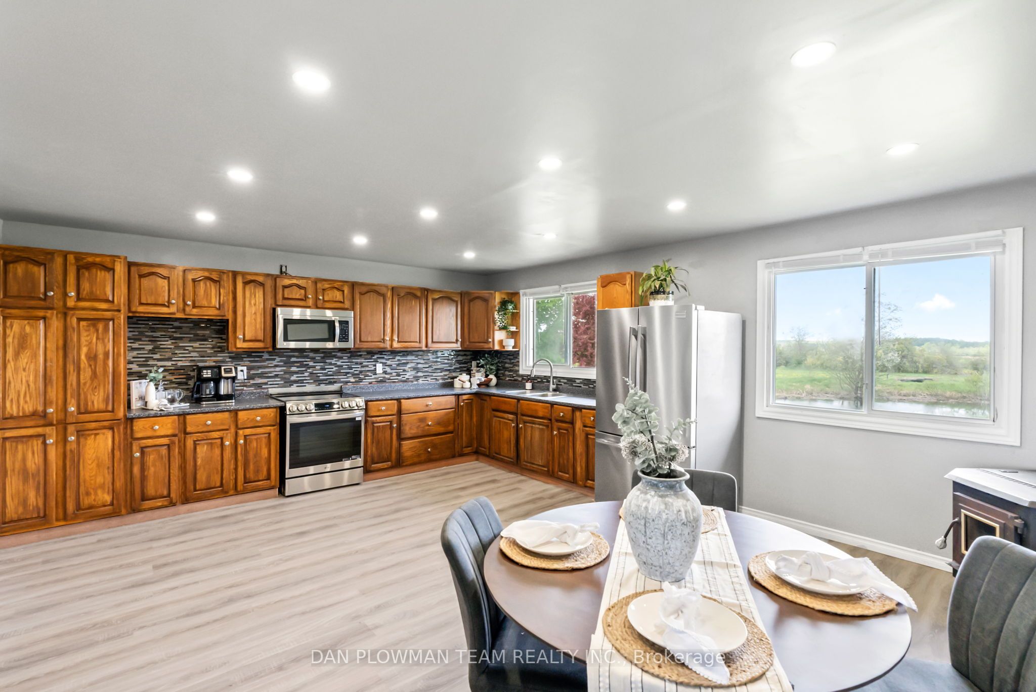 503 Zion Road