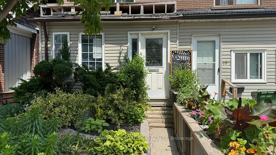 17 Kelvin Avenue