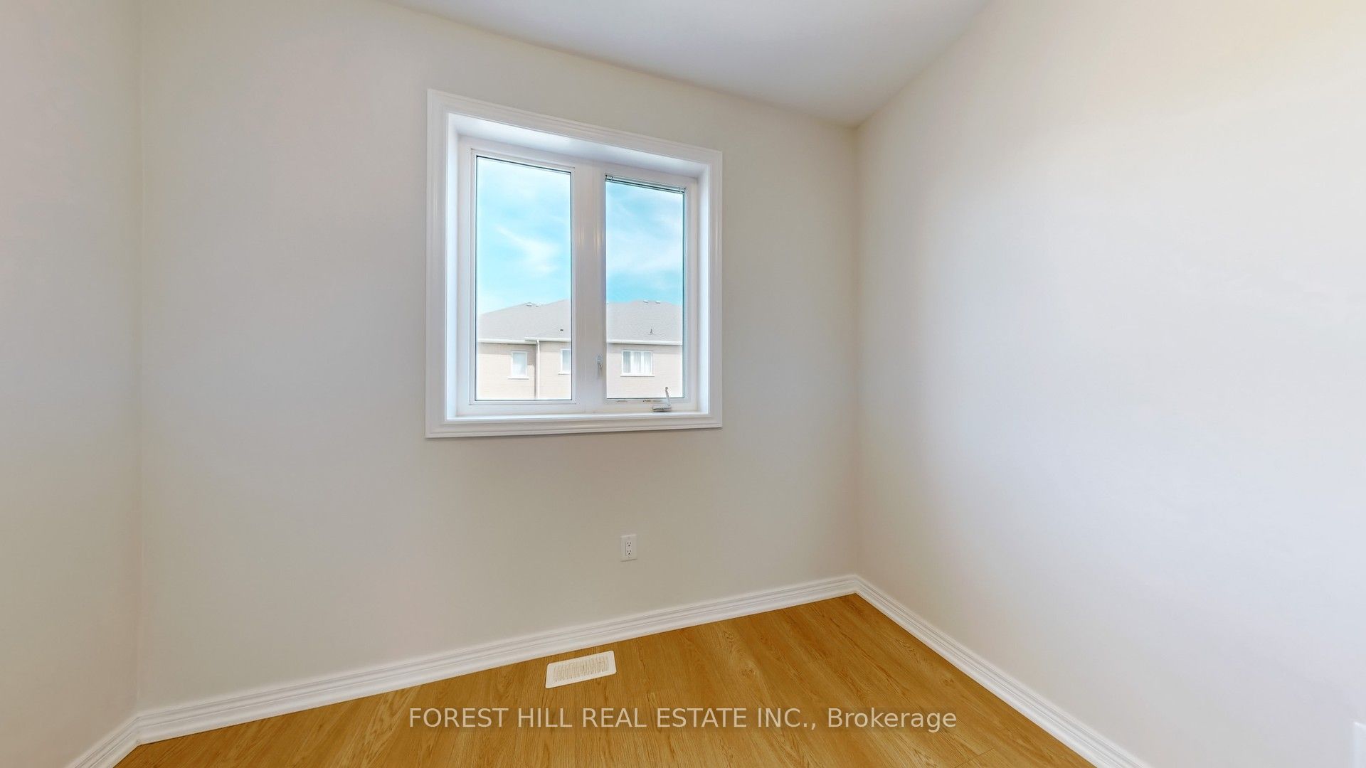 28 Luzon Avenue, Markham, ON L6B 1N6