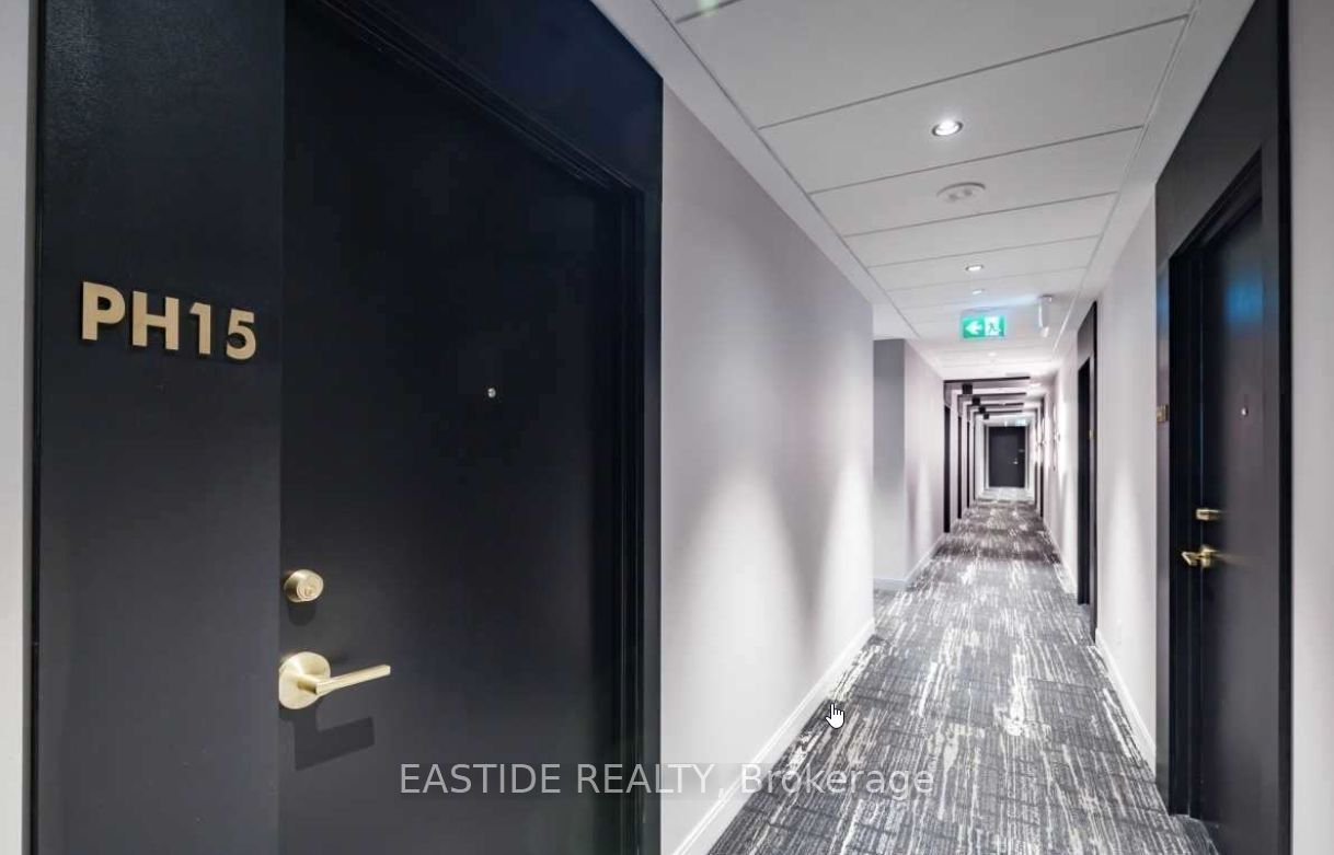85 Wood Street, #Ph15