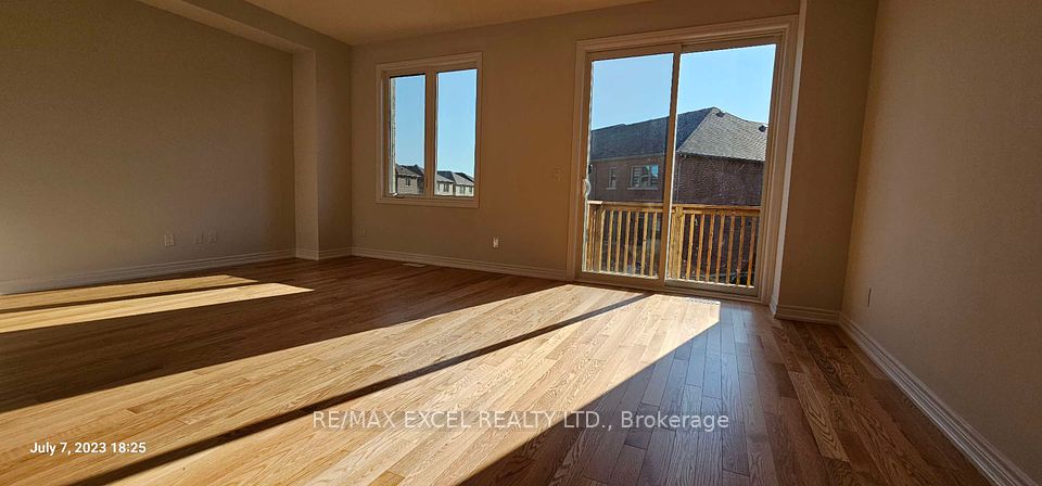 131 Lageer Drive, Whitchurch-Stouffville, ON L4A 4V2