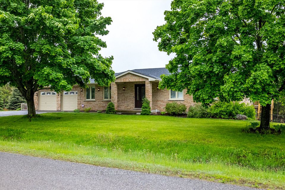 1734 Barton Drive, Selwyn, ON K0L 2H0