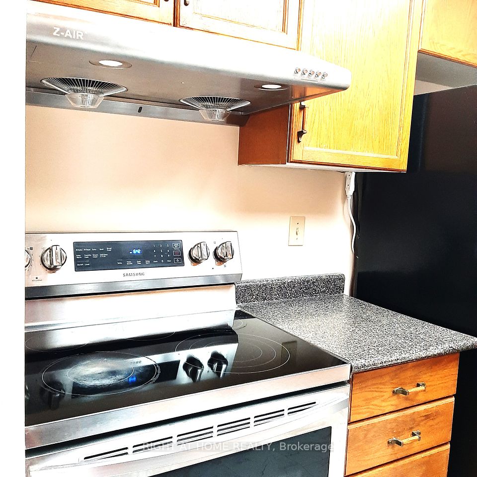 2103 Greystone walk