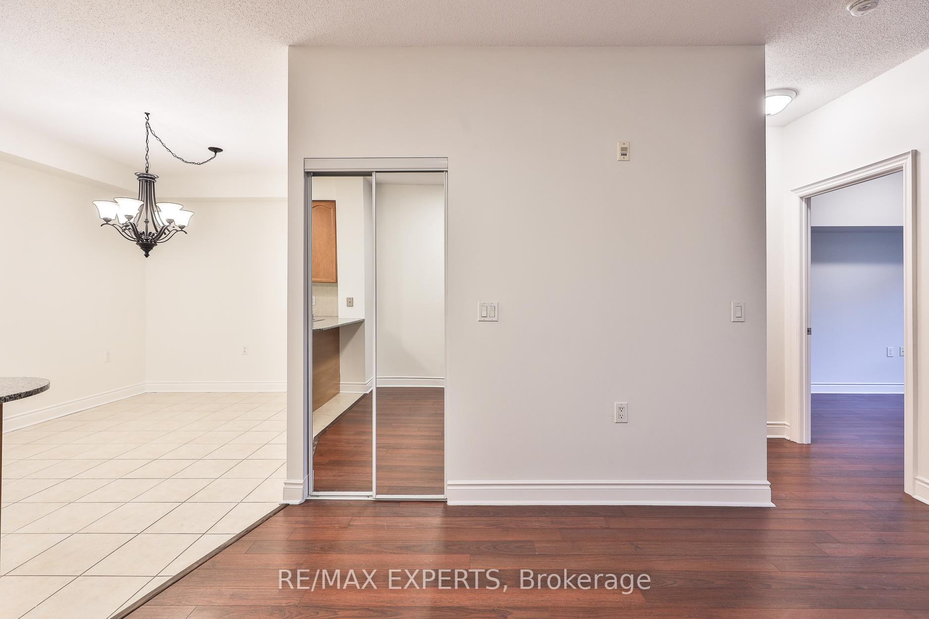 2 Bedrooms Condo at 8201 Islington, Vaughan For sale