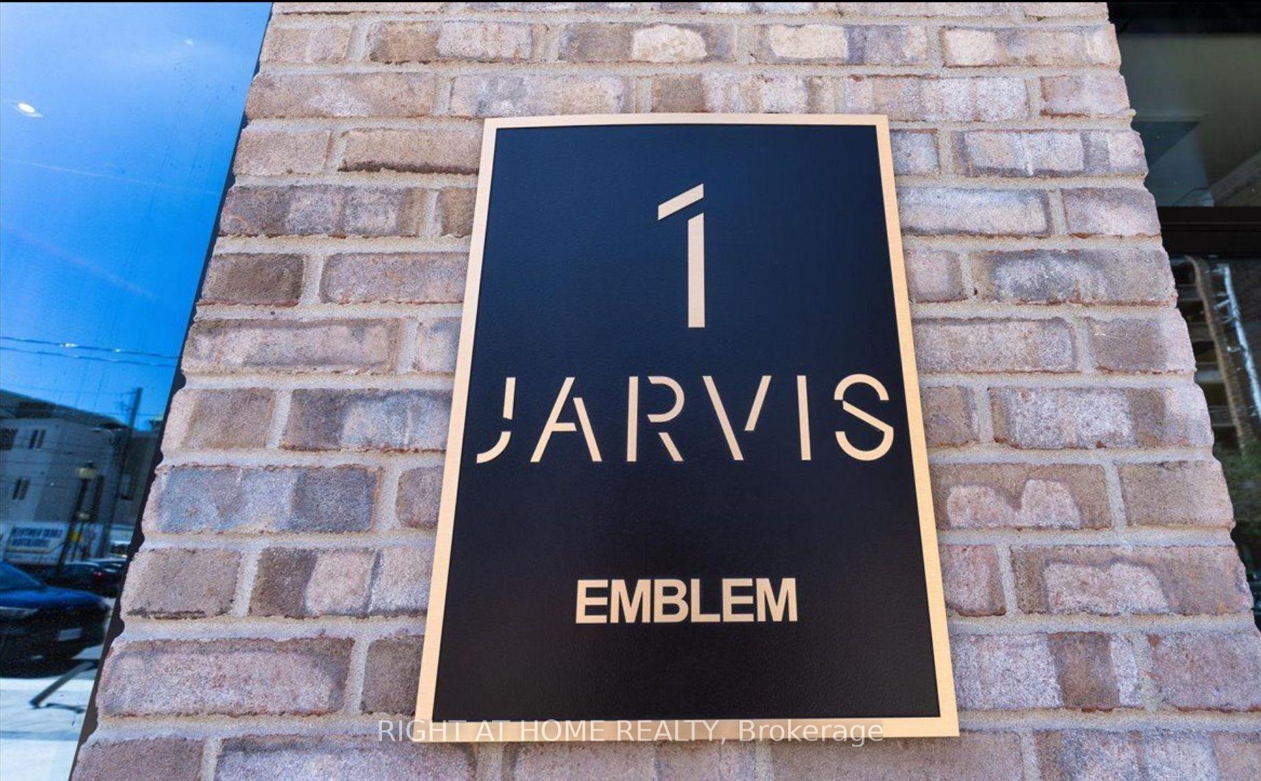 2 Bedrooms Condo at 1 Jarvis, Hamilton For sale