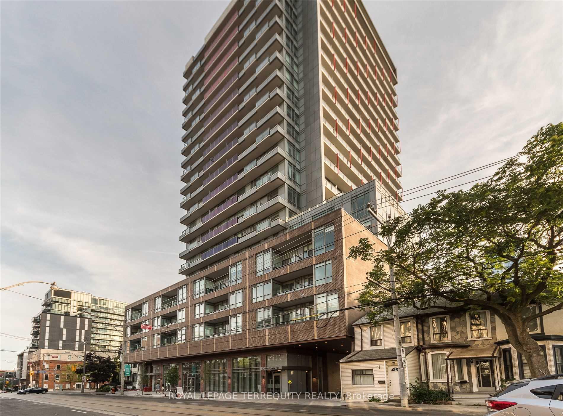 1 Bedroom Condo at 120 Parliament, Toronto For sale