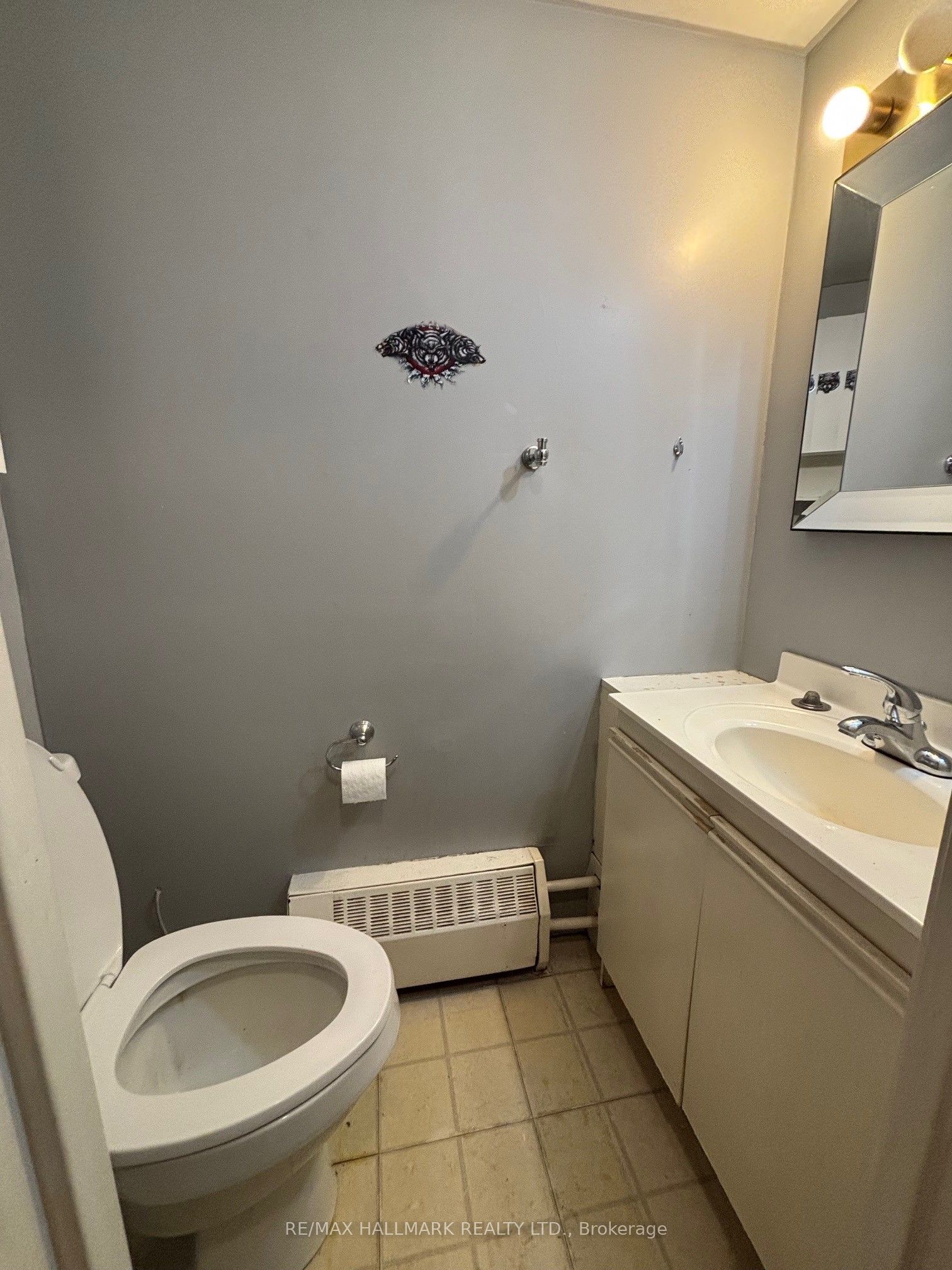 1625 Bloor Street, #213