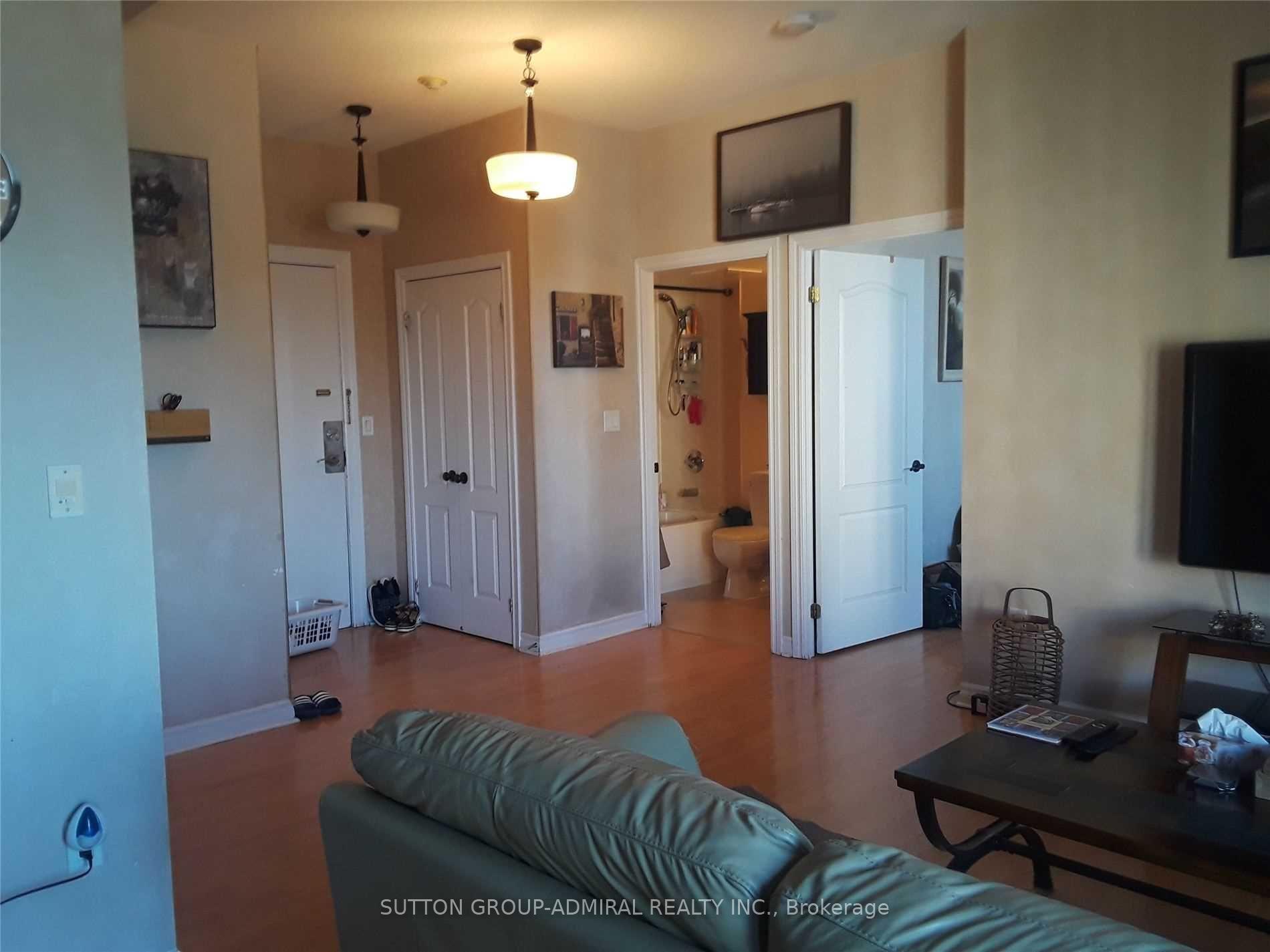 2 Bedrooms Condo at 2088 Lawrence, Toronto For sale
