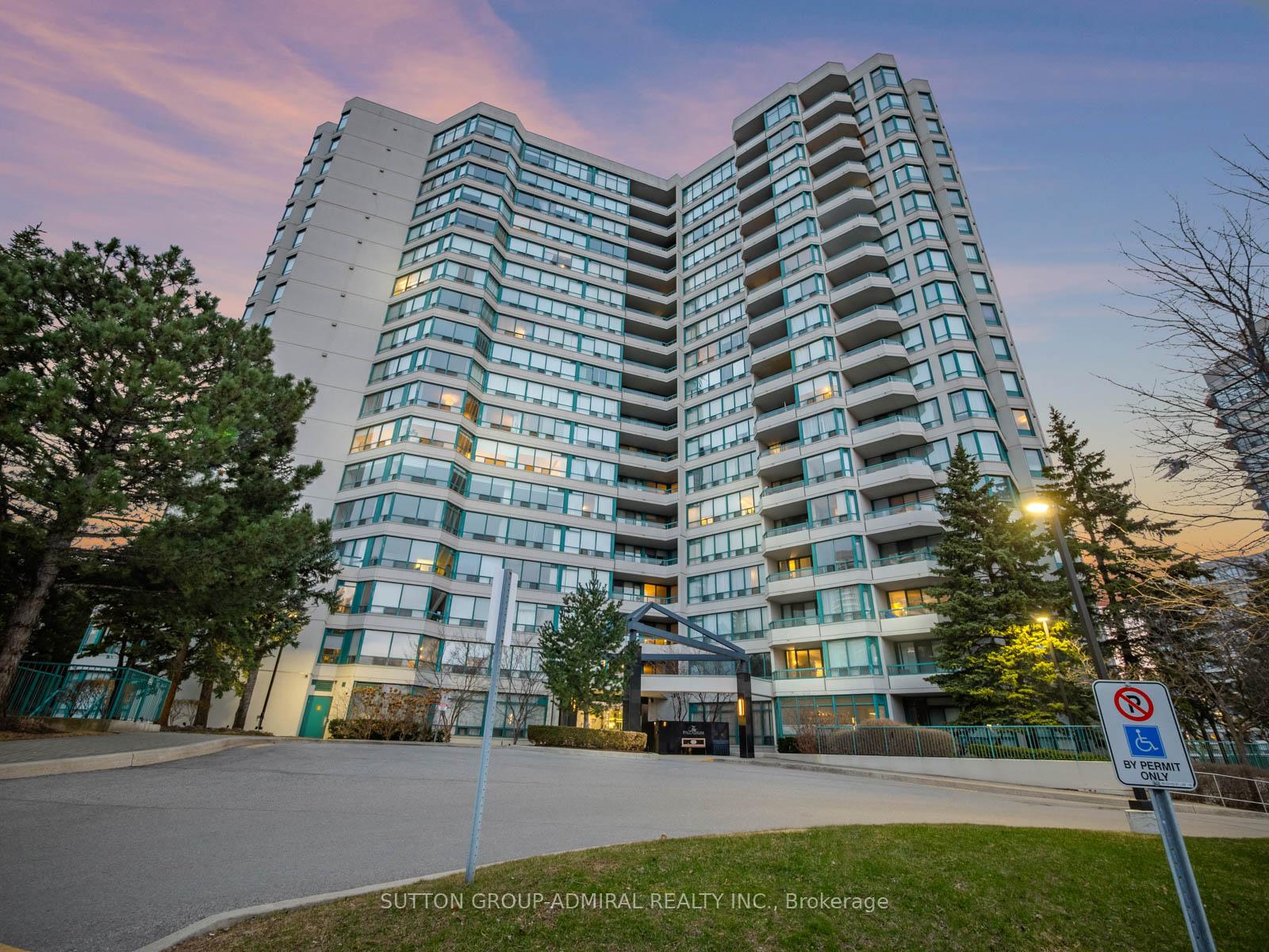 3 Bedrooms Condo at 7250 Yonge, Vaughan For sale