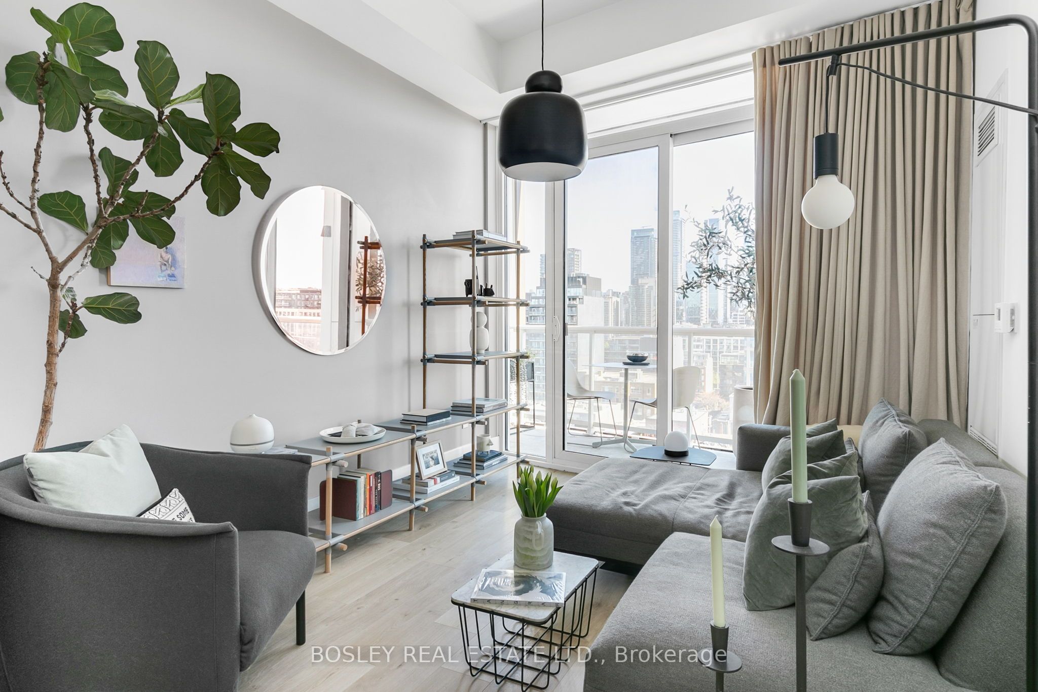 80 Vanauley Street, #PH16